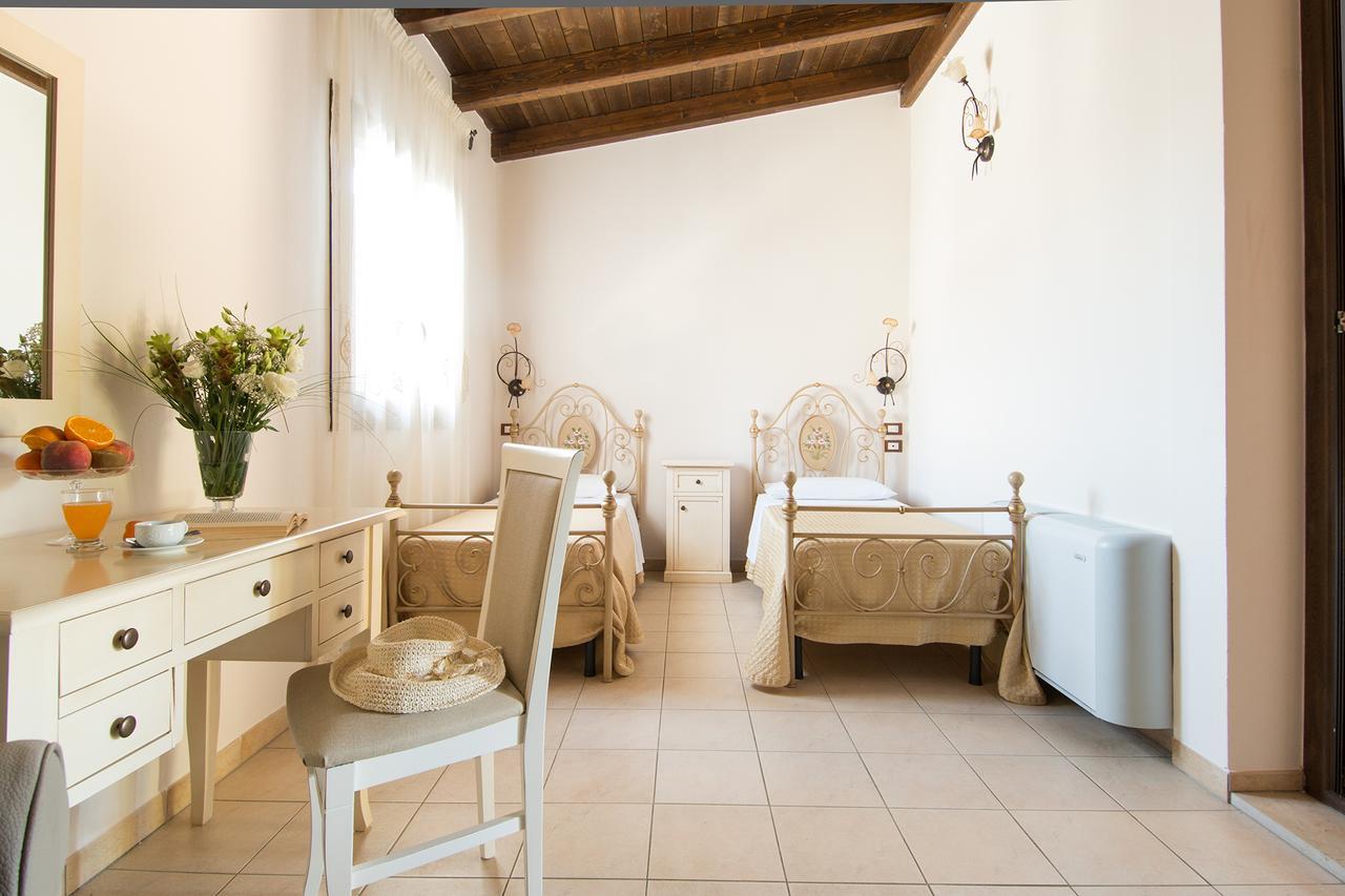 Masseria Grottella Hotel Аветрана Екстериор снимка